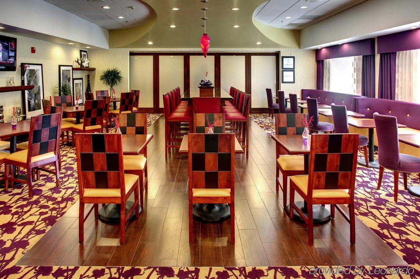 Hampton Inn Petersburg - Southpark Mall Colonial Heights Restoran gambar